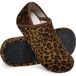 WateLves Womens & Mens Lightweight Cozy Faux Furry House Slippers – Rubber Sole Slip On Sock Shoes – Foldable Travel Slippers – Indoor & Outdoor(Leopard)