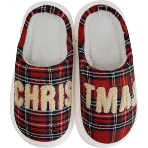WateLves Women’s Pillow Warm Memory Foam Slippers Comfortable Cute House Shoes Lightweight Fuzzy Christmas Slippers(Christmas Red)